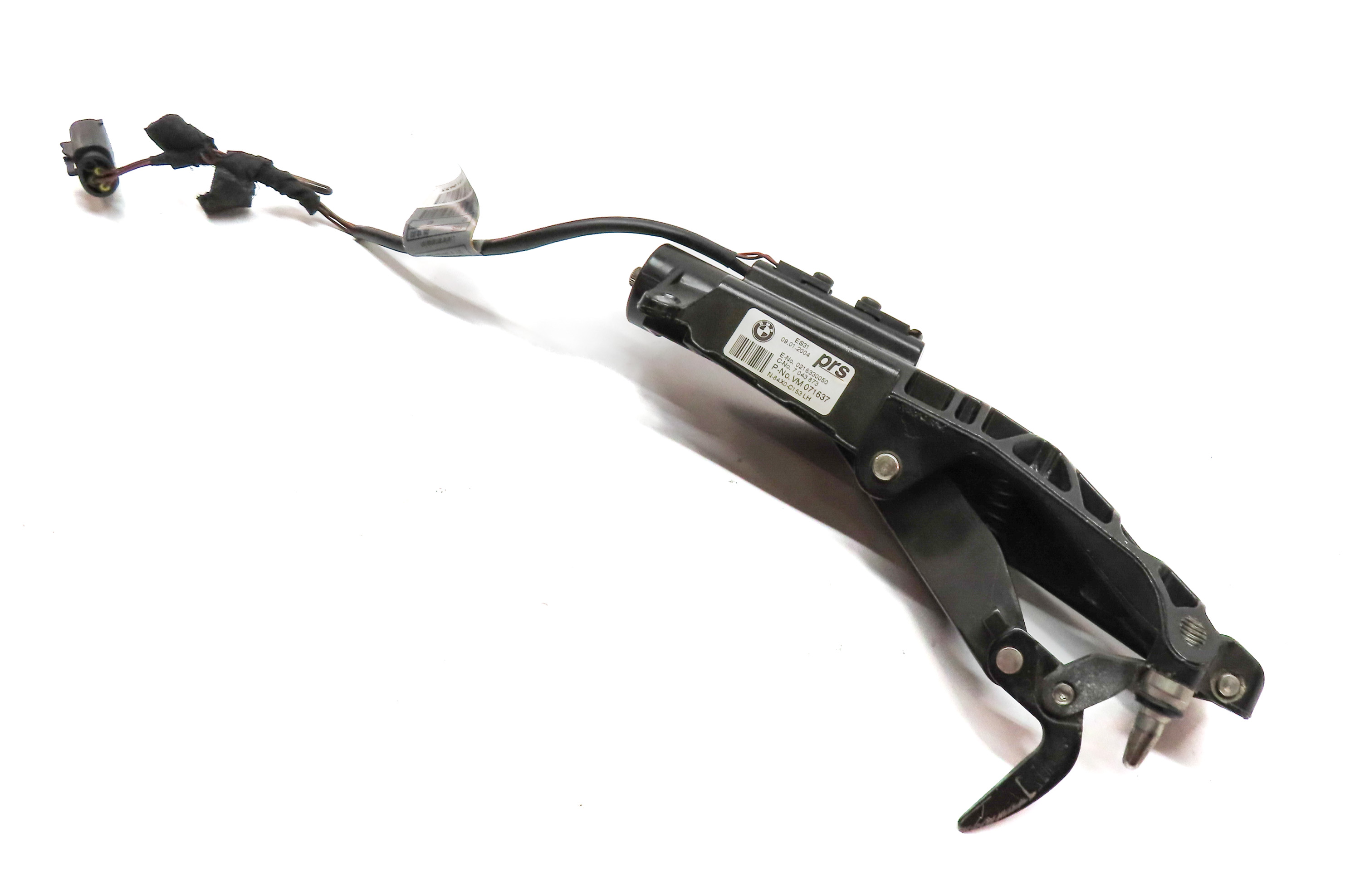 2004 BMW Z4 (E85) FRONT LEFT DRIVER CONVERTIBLE TOP LOCK LATCH ACTUATOR — exact item pictured